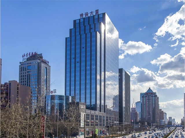 临淄钢质大玻璃消防门安装